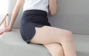 森萝财团 – 在线小夜的新作品，“内部定制”黑丝50D，点开就不想走！