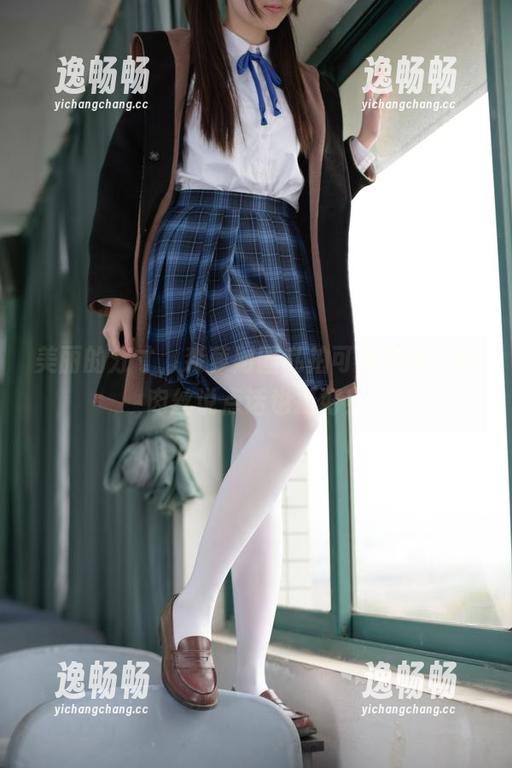 森萝财团 美丽的分寸,森萝财团私拍可爱妹妹,让肉丝说点话也挺好!
