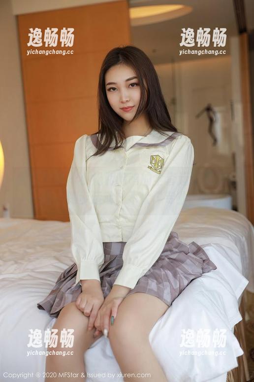 模范学院 - 小奶瓶呜呜的全套运动写真——一场“跑步运动”不太“专业”的探险