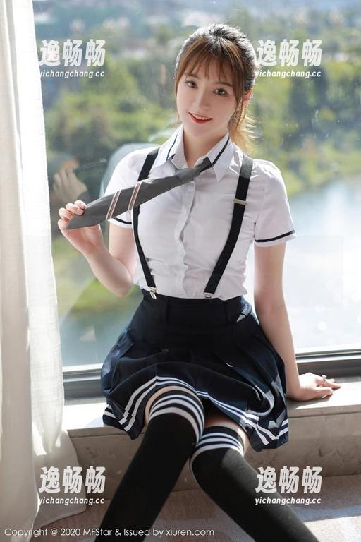 模范学院 - 自己也是女王，郑颖姗Bev给你定制图集，画风突变，一起lol！