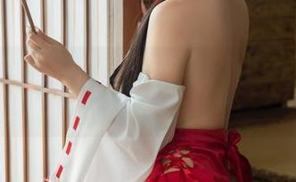 樱井宁宁的美足套图精选，怎么会让我这么想要看啊？