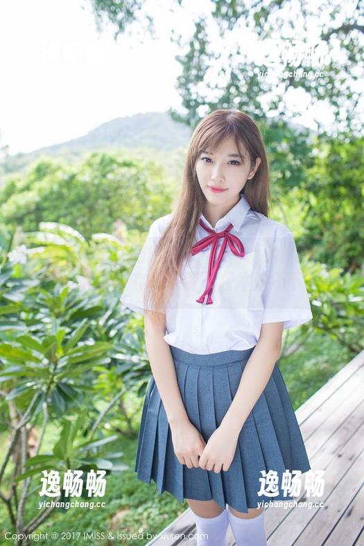 爱蜜社-妤薇Vivian 爱蜜社 - 又一次目睹妤薇Vivian的吊带资源,满仓库存的“赞”根本停不下来。