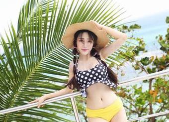 爱蜜社 – 莉莉Lily的浴室拉练：无圣光原图，谁说洗澡就只是冲牙刷的时候！