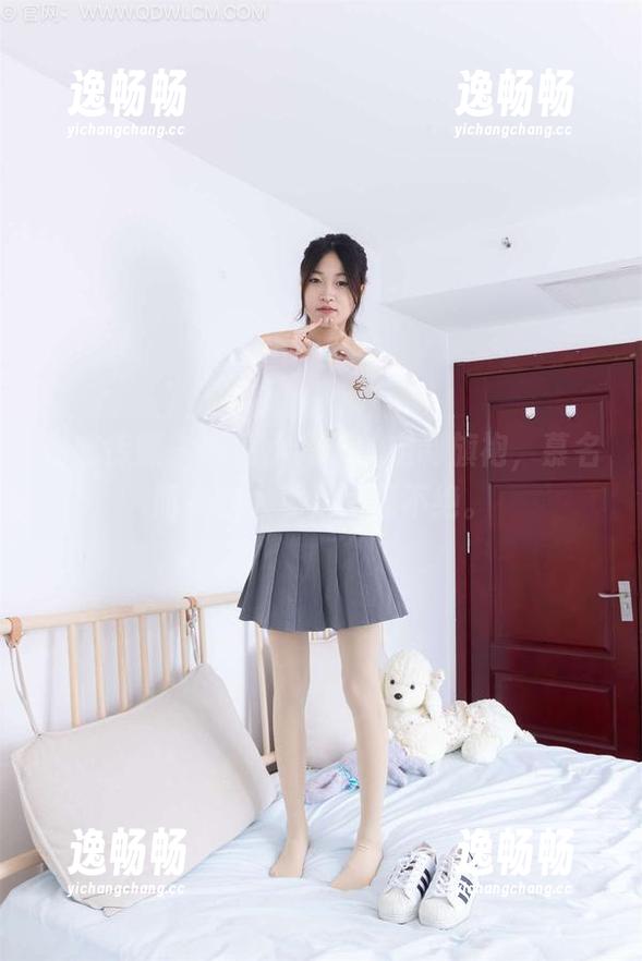 物恋传媒 - 听说小晴天的定制旗袍，慕名而来的人那是络绎不绝。