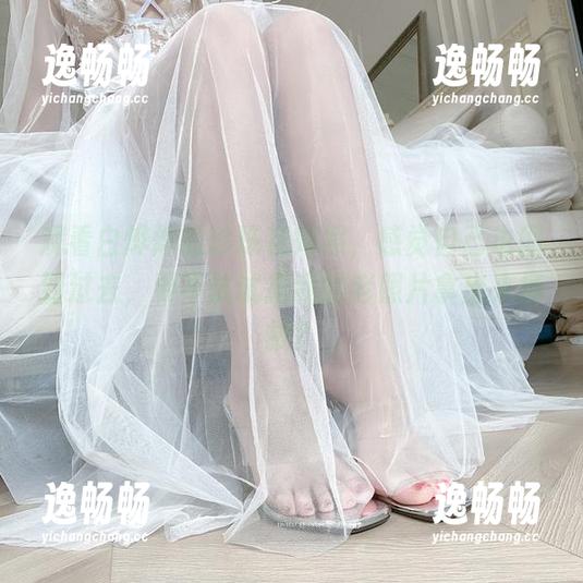 观看白烨烨的珍珠花嫁照，感觉自己也回到过去，要不试试把我的老照片拿出来拯救？