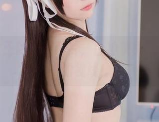 这个女王的福利图片，白神泱真会调动大家的视线！