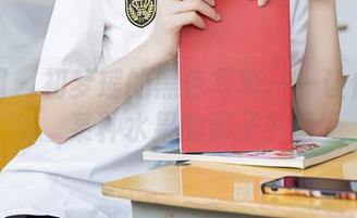 秀人网 – 初梦瑶的黑色写真——让你想起某种水果的影子？