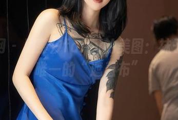 秀人网 – 周慕汐fairy的美图：袜子不是唯一的“遮羞布”