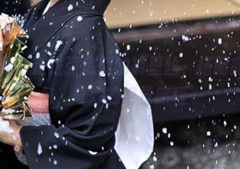 秀人网 – 走进张庭蓉的裤里丝，搭配高清图包，奇妙的视觉旅程…