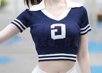 秀人网 – 杜viki与丝袜，塑造的每个美图都有属于她的灵动，作品不简单。