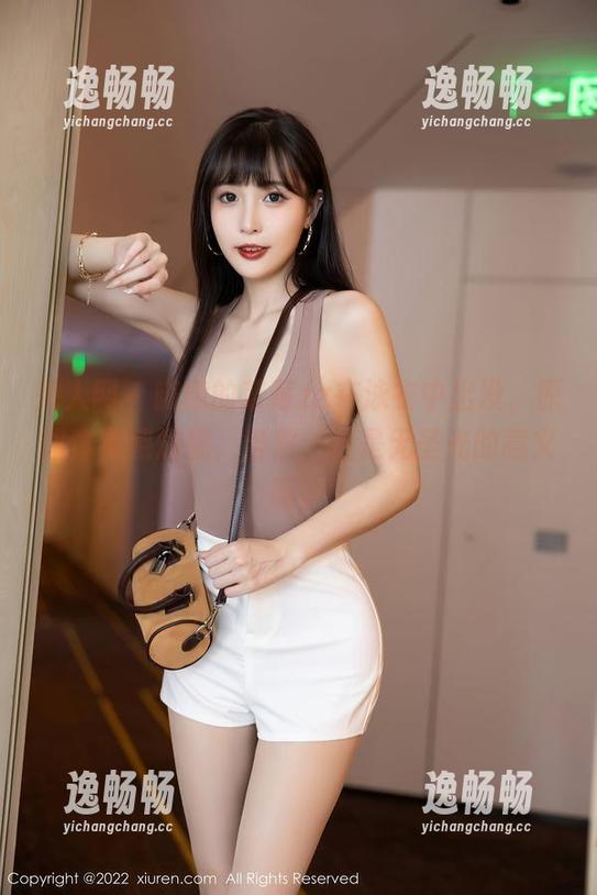 秀人网 - 随意的草莓zz在泳衣中出没，原图真实感爆棚，当然，这是无圣光的意义啊。