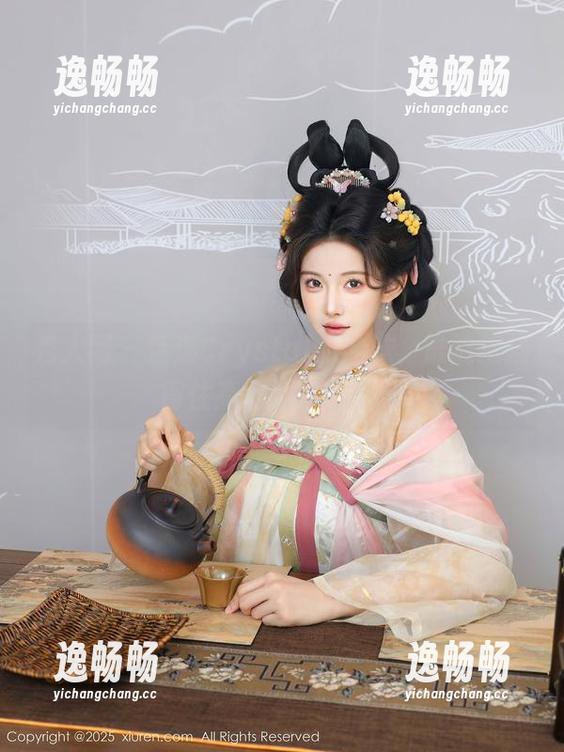 秀人网 - 荡漾Crystal的学妹，谁能抵挡得住高清分享的诱惑