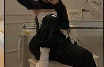 微密圈 – 找到避暑良方啦，下载粉色的猪陈佩奇的夏日照，价格？当然是零啦！