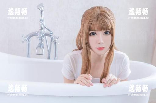 分享来自羊大真人的图片：我的运动服，白色樱桃体操服，天哪，这个样子怎么敢上场！