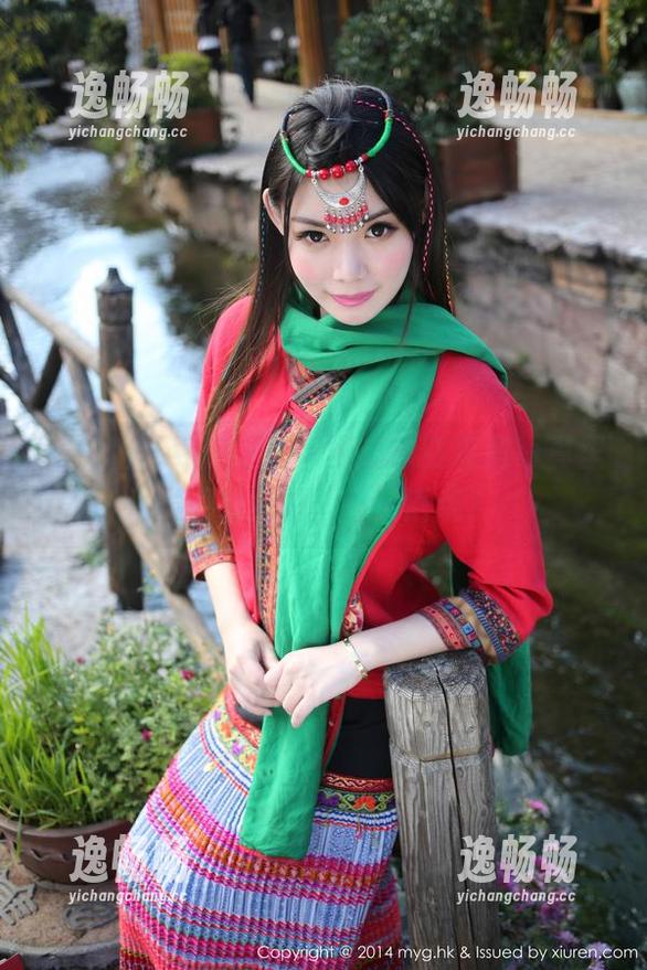 美媛馆 - 纯白之谜，王馨瑶在私房写真里发掘出新的“白”语境？