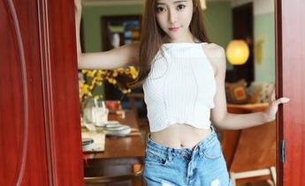 美媛馆 – 鱼子酱Fish私房写真里的女神，其实就是在向我们悄悄扔eyecontact？