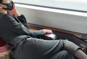 微密圈 – 停下来看，脸红Dearie的镂空内衣图包精选，让人心猿意马