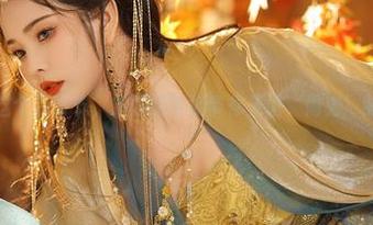 全套下载这个万圣节，苏嫣嫣阿姨带你见识‘闹鬼’的新风潮！