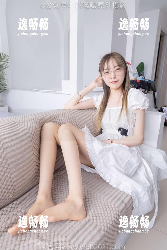 袜啵啵 - 棠梨夜雨啊！高清图集里，稚予的瑜伽裤真的是别有洞天！