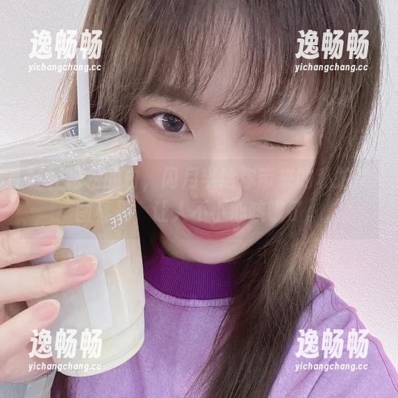 闪月半 轻轻松松的白,闪月半给你带来的私拍美图真是,让人不小心咳嗽了。
