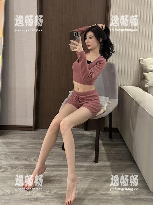 微密圈 - 网袜+私拍，黎允熙baby良心之作，是迷惑观众还是厚道美？